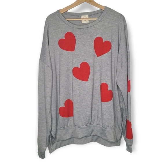 Fantastic Fawn Tops - Fantasic Fawn Red Hearts Printed Sweatshirt Comfy Oversized Top